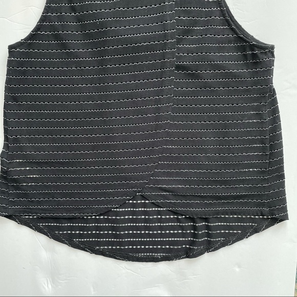 Free People Black Embellished Cropped Beaded Split Tulip Back Tank Size XS - Picture 6 of 9